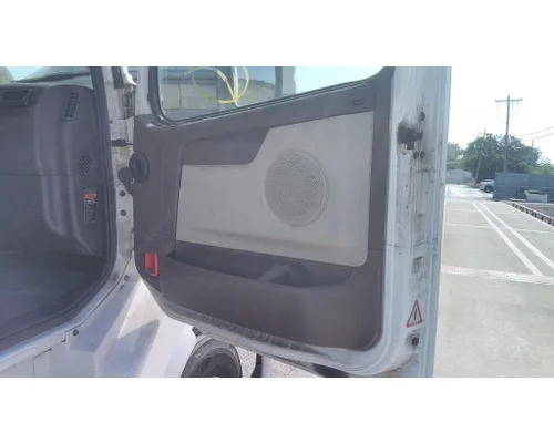VOLVO VNL 1999-2025 DOOR ASSEMBLY, FRONT