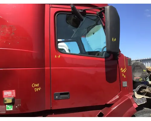 VOLVO VNL 1999-2025 DOOR ASSEMBLY, FRONT