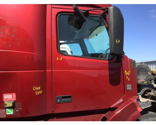 VOLVO VNL 1999-2025 DOOR ASSEMBLY, FRONT