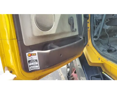VOLVO VNL 1999-2025 DOOR ASSEMBLY, FRONT