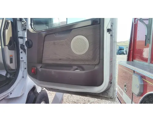 VOLVO VNL 1999-2025 DOOR ASSEMBLY, FRONT
