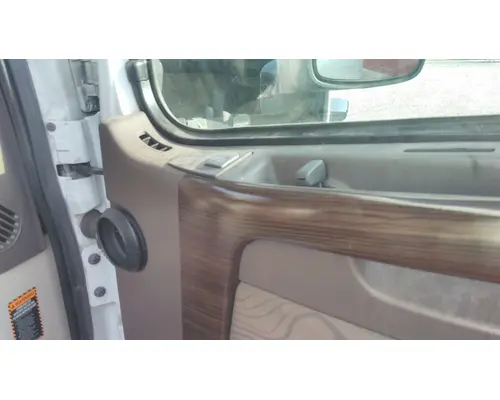 VOLVO VNL 1999-2025 DOOR ASSEMBLY, FRONT