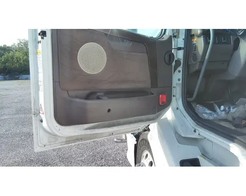 VOLVO VNL 1999-2025 DOOR ASSEMBLY, FRONT