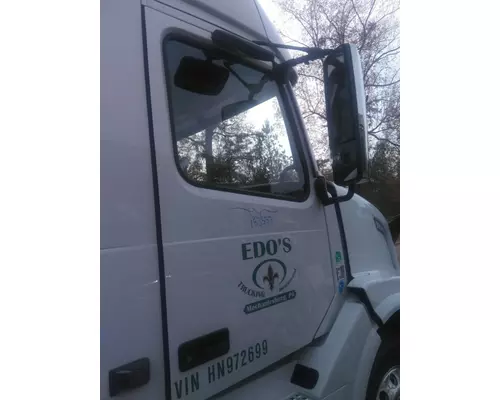 VOLVO VNL 1999-2025 DOOR ASSEMBLY, FRONT