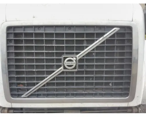 VOLVO VNL 2003-2018 GRILLE
