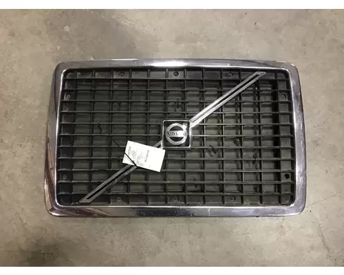 VOLVO VNL 2003-2018 GRILLE
