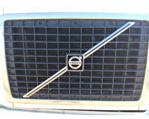 VOLVO VNL 2003-2018 GRILLE
