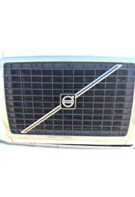 VOLVO VNL 2003-2018 GRILLE