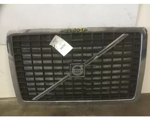 VOLVO VNL 2003-2018 GRILLE