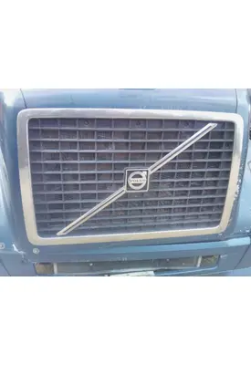 VOLVO VNL 2003-2018 GRILLE