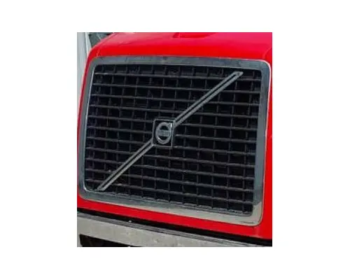 VOLVO VNL 2003-2018 GRILLE