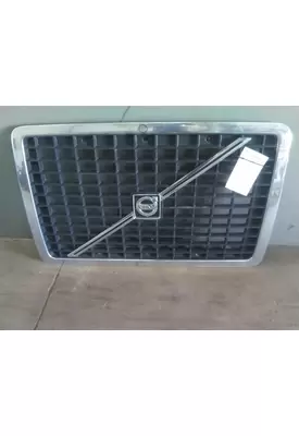 VOLVO VNL 2003-2018 GRILLE