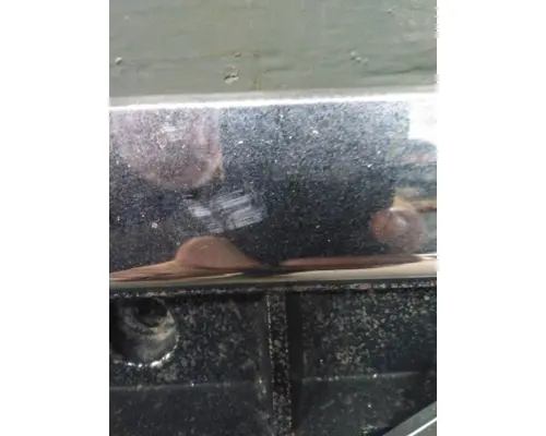 VOLVO VNL 2003-2018 GRILLE