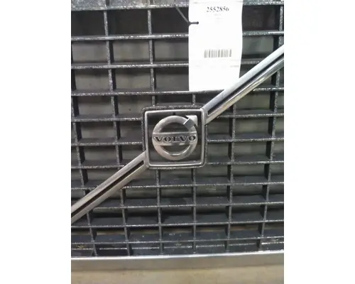 VOLVO VNL 2003-2018 GRILLE