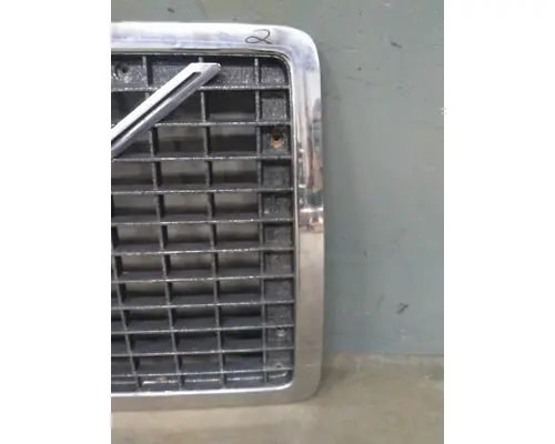 VOLVO VNL 2003-2018 GRILLE