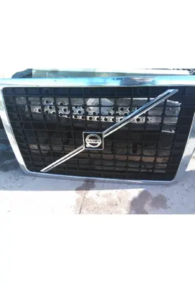 VOLVO VNL 2003-2018 GRILLE