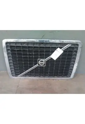 VOLVO VNL 2003-2018 GRILLE