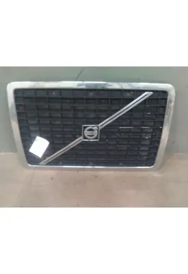 VOLVO VNL 2003-2018 GRILLE