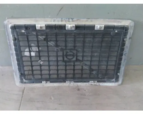 VOLVO VNL 2003-2018 GRILLE