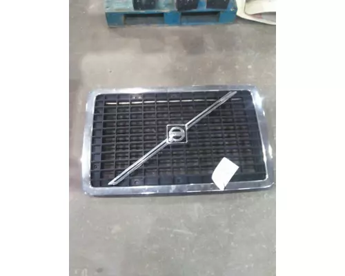 VOLVO VNL 2003-2018 GRILLE