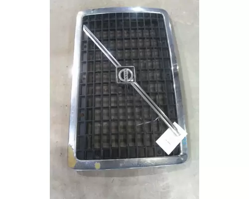 VOLVO VNL 2003-2018 GRILLE