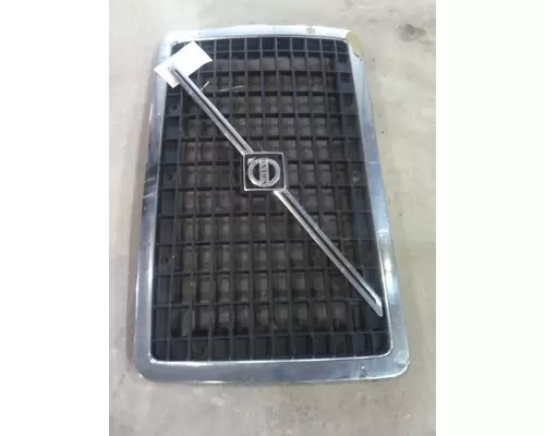 VOLVO VNL 2003-2018 GRILLE