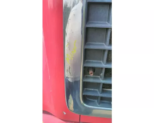 VOLVO VNL 2003-2018 GRILLE