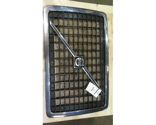 VOLVO VNL 2003-2018 GRILLE