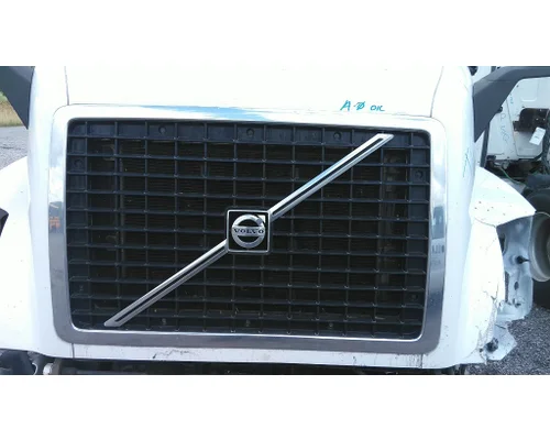 VOLVO VNL 2003-2018 GRILLE