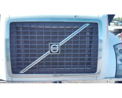 VOLVO VNL 2003-2018 GRILLE