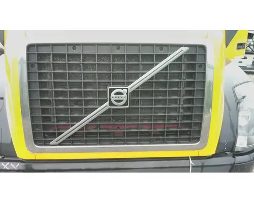 VOLVO VNL 2003-2018 GRILLE