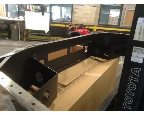VOLVO VNL 2004-2018 BUMPER ASSEMBLY, FRONT