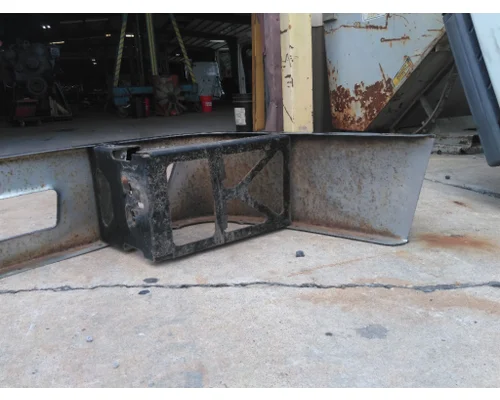 VOLVO VNL 2004-2018 BUMPER ASSEMBLY, FRONT