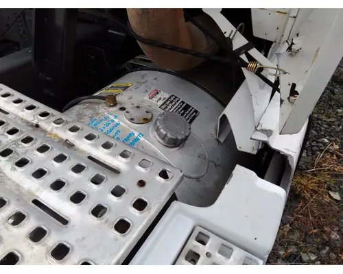 VOLVO VNL 2004-2018 FUEL TANK