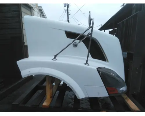 VOLVO VNL 2004-2018 HOOD