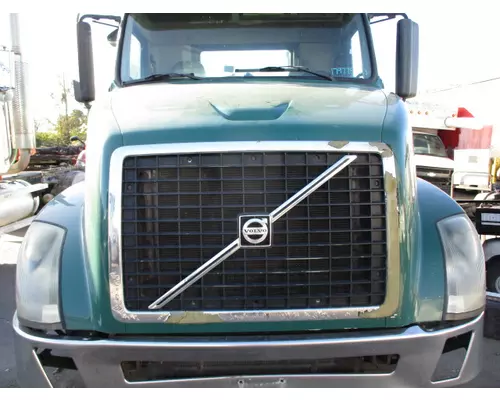 VOLVO VNL 2004-2018 HOOD