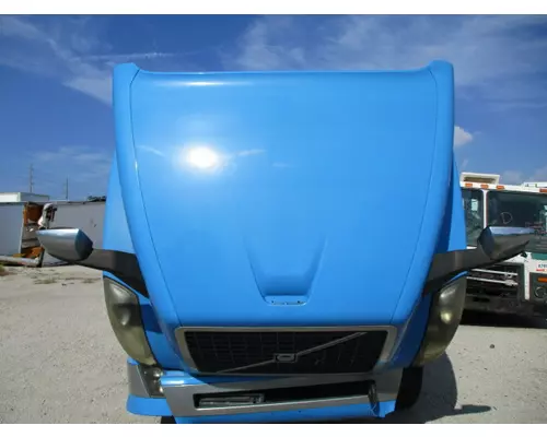 VOLVO VNL 2004-2018 HOOD