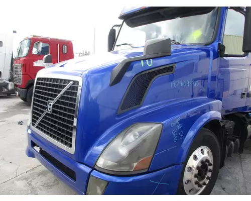 VOLVO VNL 2004-2018 HOOD