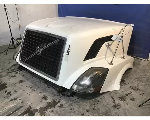 VOLVO VNL 2004-2018 HOOD