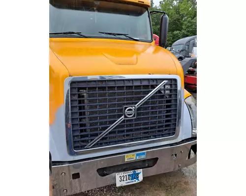 VOLVO VNL 2004-2018 HOOD