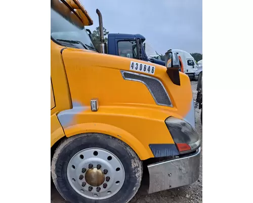 VOLVO VNL 2004-2018 HOOD