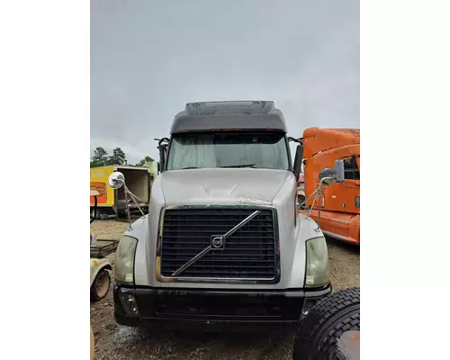 VOLVO VNL 2004-2018 HOOD