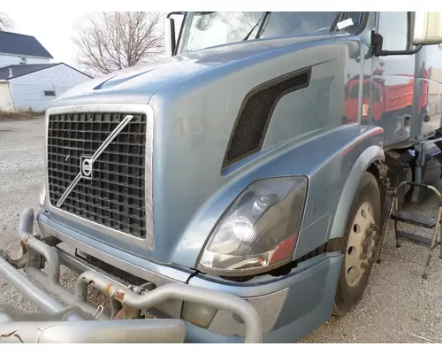 VOLVO VNL 2004-2018 HOOD