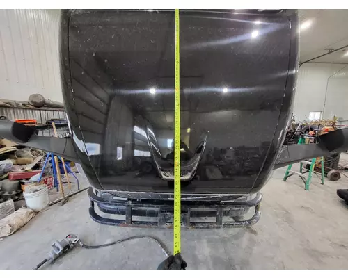 VOLVO VNL 2004-2018 HOOD