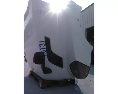 VOLVO VNL 2004-2018 HOOD