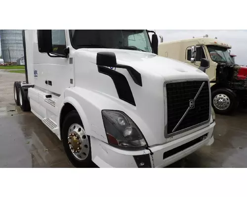 VOLVO VNL 2004-2018 HOOD