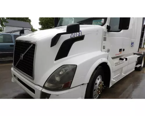 VOLVO VNL 2004-2018 HOOD