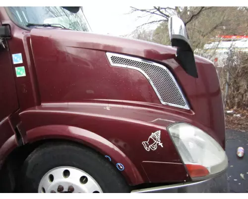 VOLVO VNL 2004-2018 HOOD