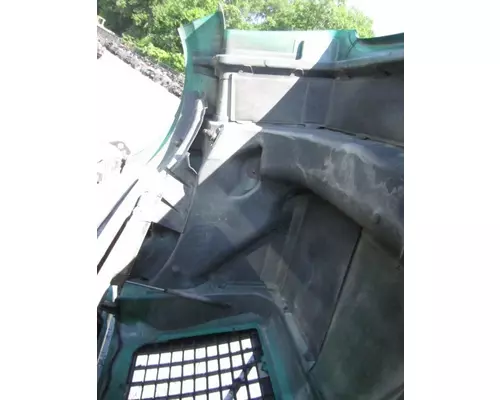 VOLVO VNL 2004-2018 HOOD