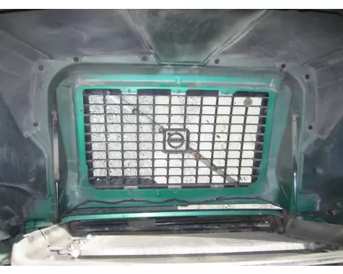 VOLVO VNL 2004-2018 HOOD